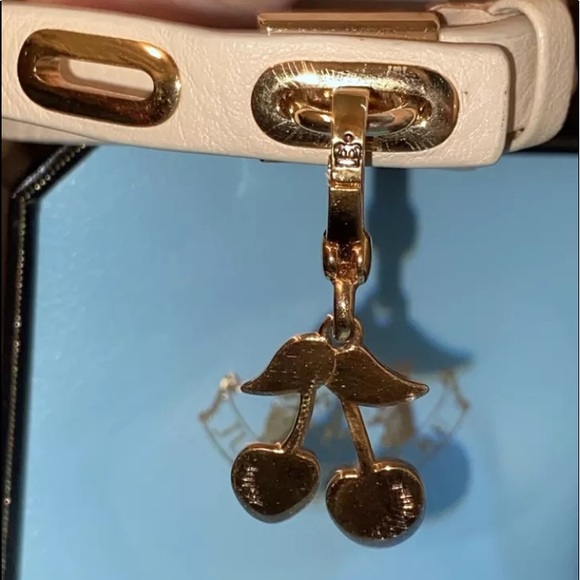 JUICY COUTURE GOLD CHERRIES CHARM BRACELET - Picture 3 of 6